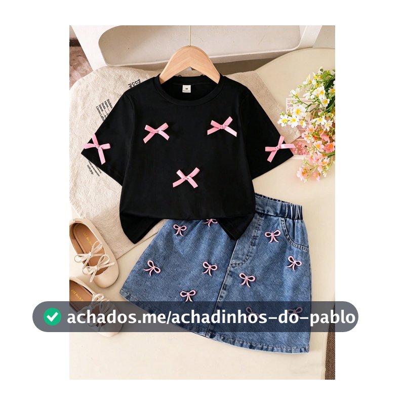 SHEIN Conjunto de Roupa para Meninas Pré-Adolescentes 2 Peças/Conjunto Camiseta Preta e Rosa com Decoração de Laço Doce & Saia Denim Mini com Bordado de Laço 3D