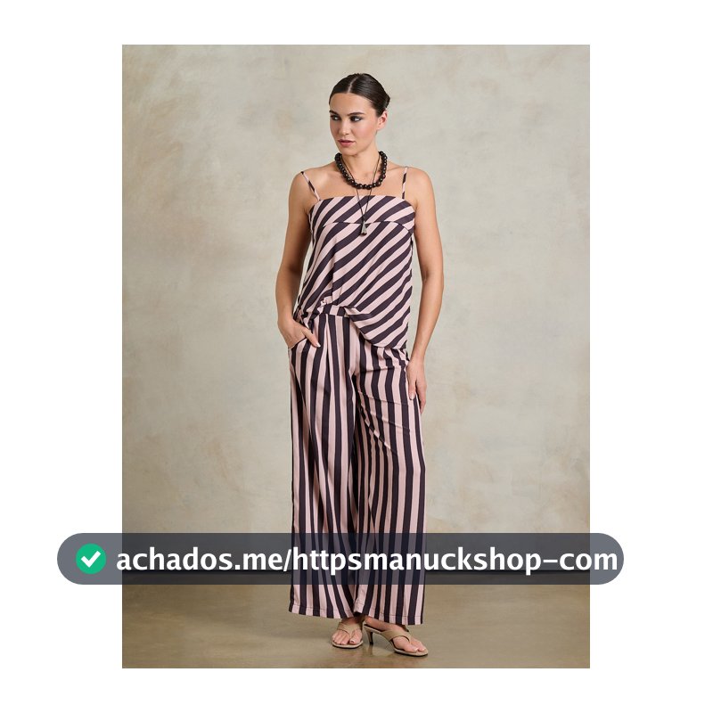Rouah Entre no modo de férias com este conjunto de verão listrado elegante. Apresentando uma mistura atraente de listras diagonais e verticais, este conjunto de duas peças combinando inclui calças de perna larga respiráveis e uma parte superior de alça ajustável. Perfeito para resorts de praia, brun...